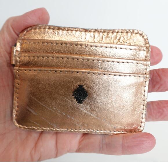 FLASH SALE 🍒 Metallic Brass Leather Card Case Wallet - Picture 6 of 8